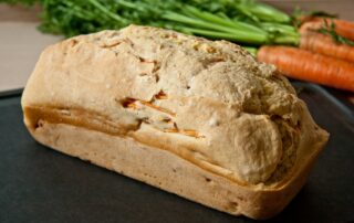 Möhrenbrot Karottenbrot frisch gebacken