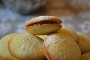 Leckeres Keksrezept für Dominikaner, Zitronenkekse mit Nougatfüllung, Carl Tode Göttingen