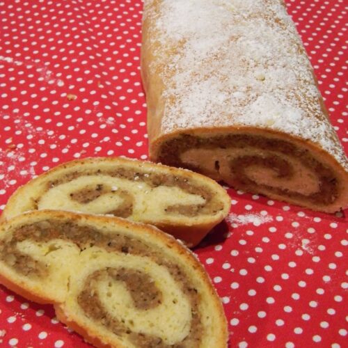 Rezept für einen leckeren Stollen ohne Orangeat, Zitronat und Rosinen. mit Spekulatius und Marzipan, Carl Tode Göttingen