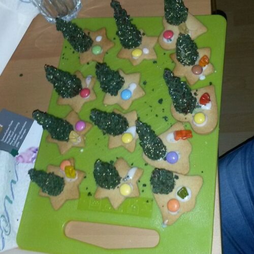 Das erste Weihnachtsrezept, süße Weihnachtsbäume, lecker und dekorativ, Carl Tode Göttingen