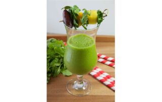 Grüner Smoothie mit Datteln und Hanfsamen, lecker und gesund, Carl Tode Göttingen