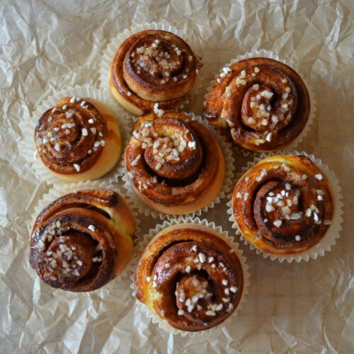 Leckere Zimtschnecken frisch aus dem Ofen, mit Hefeteig, Carl Tode Göttingen