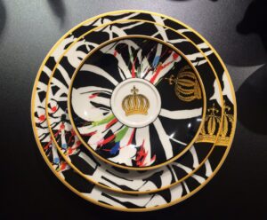 2015-17-09-Produkt-Glööckler-Geschirr-Carl-Tode-Göttingen-03 Das Harald Glööckler Geschirr bei Carl Tode Göttingen entdecken, zwei auffällige Designs in Kooperation mit Maxwell and Williams