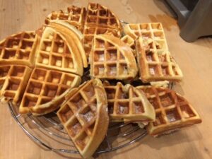 Die fertigen Waffeln beim Auskühlen