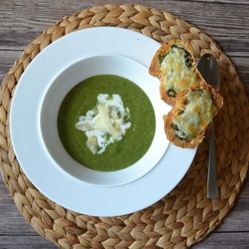 Spinatsuppe mit Knoblauch-Crostini, Carl Tode Göttingen, Schnelle Küche, für Gäste