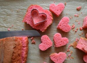 Kuchen mit eingebackenem Herz, Zitronenkuchen, Speisefarbe, Muttertag, Carl Tode Göttingen