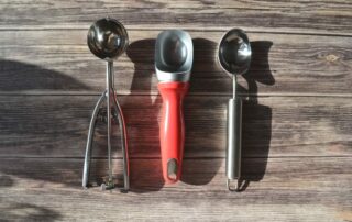 Carl Tode Göttingen testet Eisportionierer, Kugeln, Eis, Eiskugeln