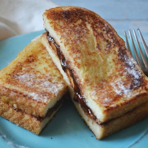 Carl Tode Göttingen präsentiert Rezept für French Toast mit Nuss-Nougat und Erdnussbutter und Banane