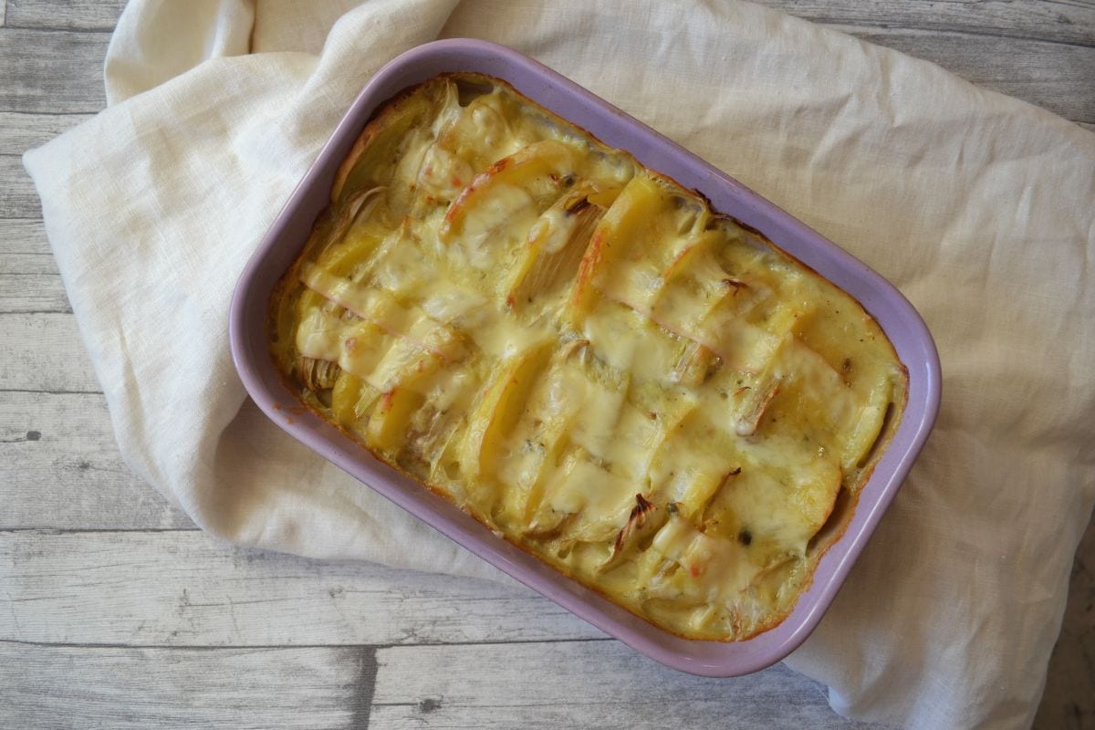 rezept-auflauf-fenchel-kartoffel-carl-tode-goettingen-01 Rezept für herzhaften Auflauf mit Kartoffeln und Fenchel, mit Käse, Bechamelsauce, Carl Tode Göttingen