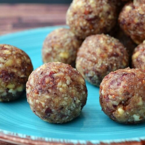 Carl Tode Göttingen, Rezept für Energyballs, mit Vanille und Cranberries, Mandeln, Cashews, gesund und lecker