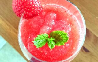 Rosé-Cocktail, Slush Ice, Standmixer, Erdbeeren, Roséwein, Carl Tode, Göttingen