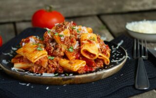 Pasta, Göttingen, Nudeln, Rigatoni, alla Bolognese, Hackfleisch, Tomaten, Parmesan