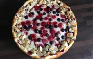 Schmandkuchen, Beeren, Himbeeren, Himbeeren, Mandeln, Schmand, Käsekuchen, Carl Tode, Göttingen, Rezept