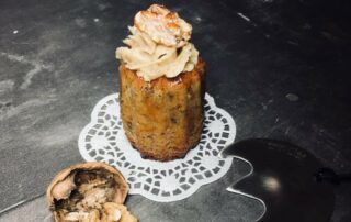 Cannelés, Walnuss, Pistazie, Frosting, Nuss, Rezept, Mono, Pico, Carl Tode, Göttingen