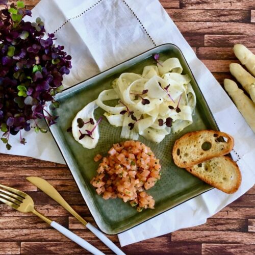 Lachstatar, Spargelsalat, Kresse, Rettich-Kresse, Spargel, Food, Rezept, Vorspeise, Hauptgang, Fisch, Crostini, Schmandcreme, Carl Tode, Göttingen