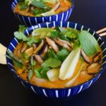 Kokos-Curry Nudelsuppe