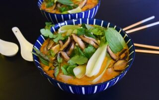 Kokos-Curry Nudelsuppe