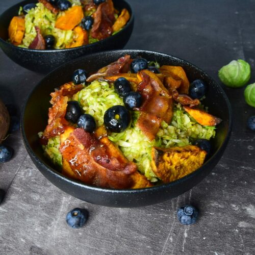 Nussig, süßer Rosenkohlsalat